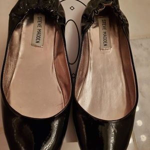 EUC Steve Madden Terra Patent Flats